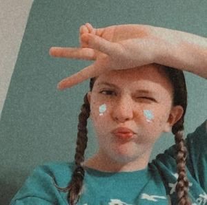 Meet your Posher, Casey